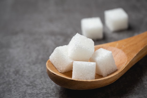 Dieta senza zucchero per perdere peso: è buona idea